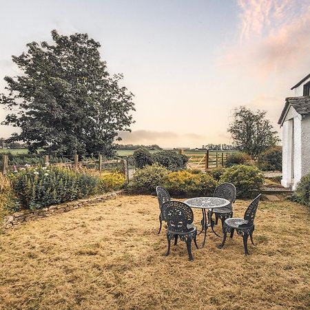 The Gilpin Farmhouse, Lake District Getaway Levens Exteriör bild